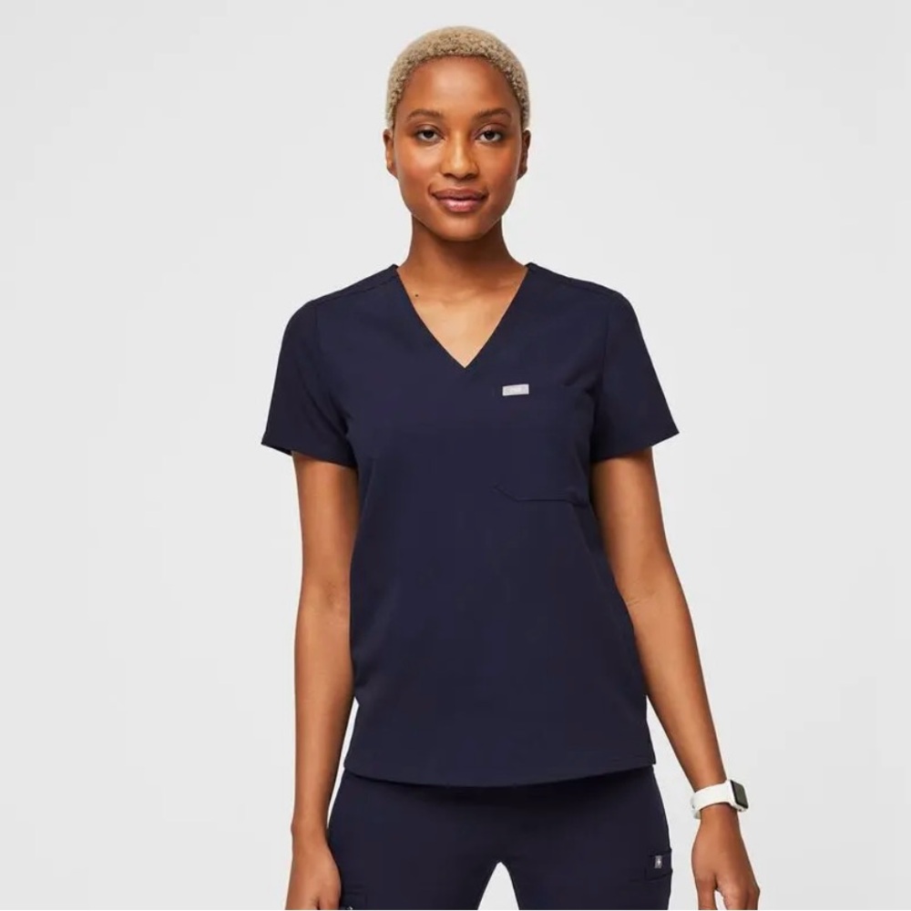 Figs Navy Blue Catarina One-Pocket Scrub Top